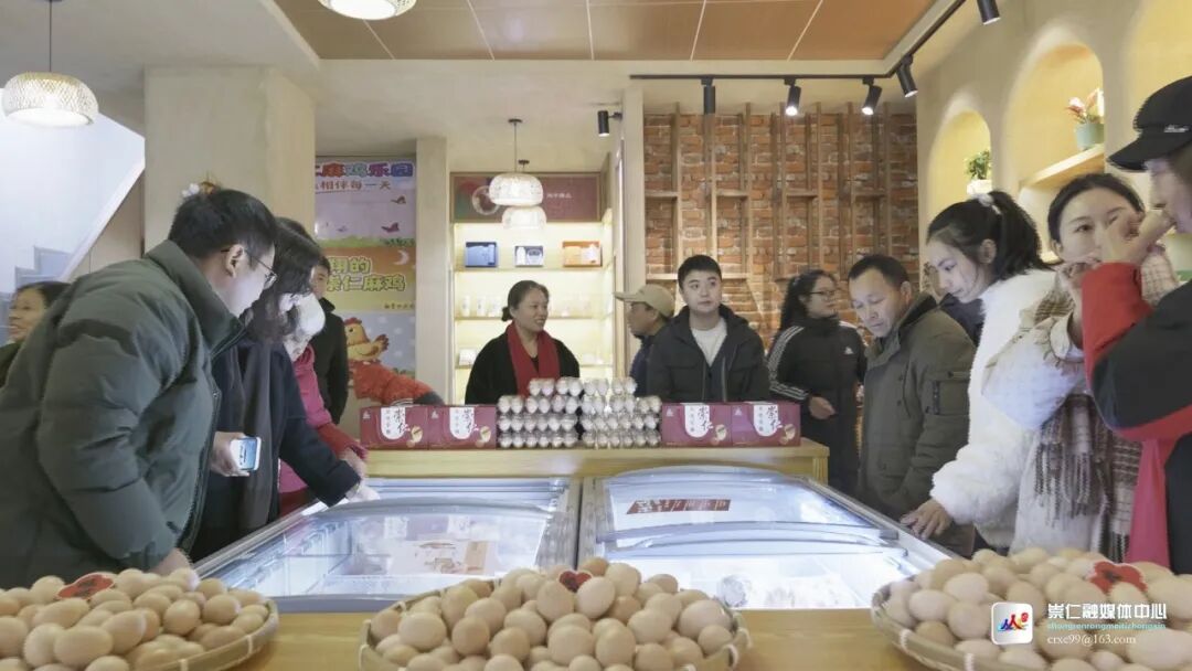 崇仁麻鸡南昌旗舰店开业首日客流火爆