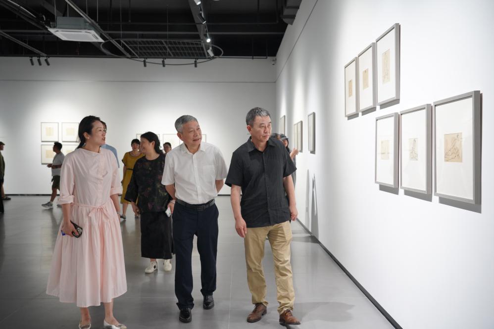 江西景德镇：素描作品展为美术人才培养提供教研参考
