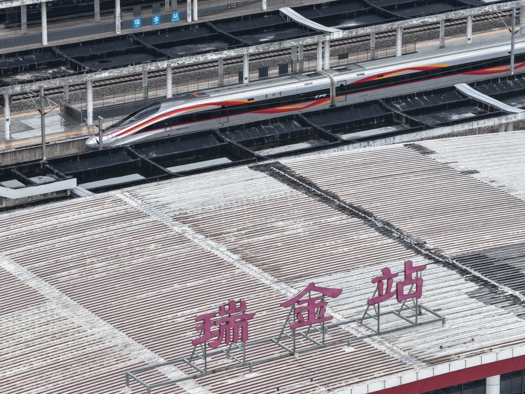 瑞金至延安高铁开通